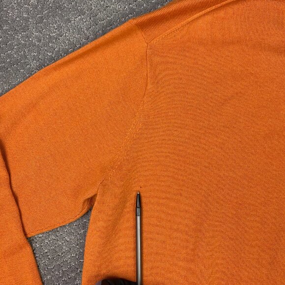 Peter Millar Sweater Men's Medium Orange Extra Fine Merino Wool Knit Golf V Neck - Picture 5 of 10